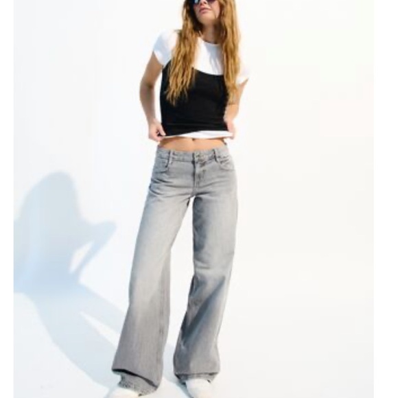 Bershka Denim - Low-rise wide-leg Grey Bershka Jeans